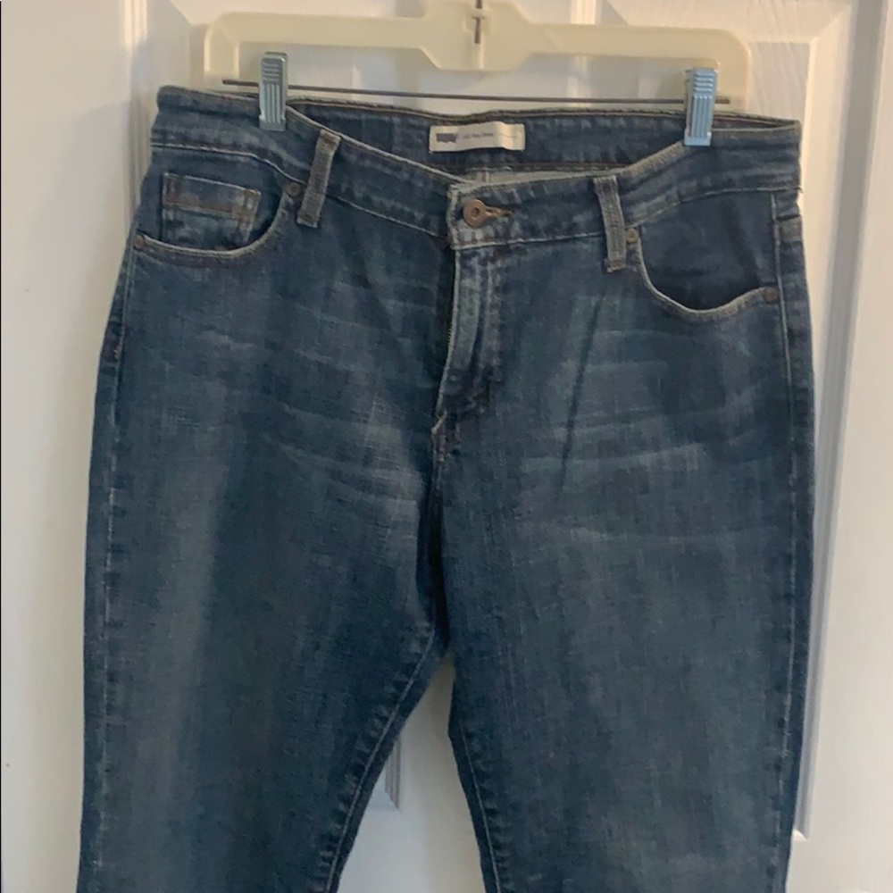 Levi’s Mid Rise Skinny